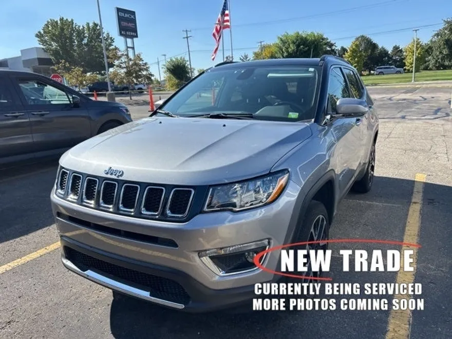 2018 Jeep Compass Base photo 1
