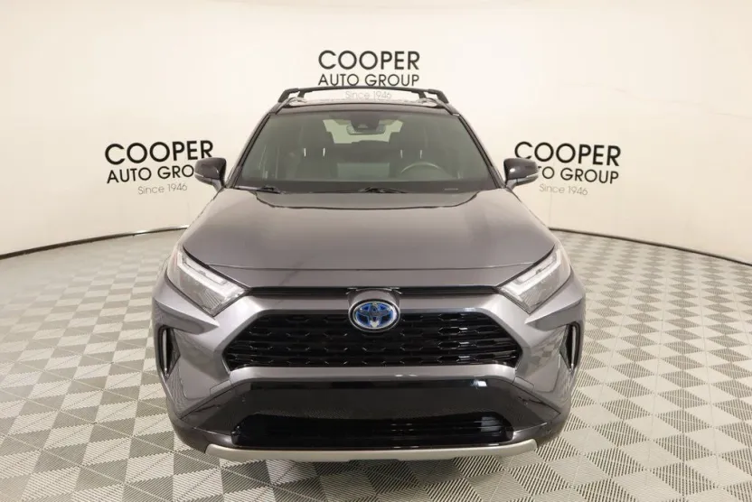 2024 Toyota RAV4 Hybrid XSE photo 1