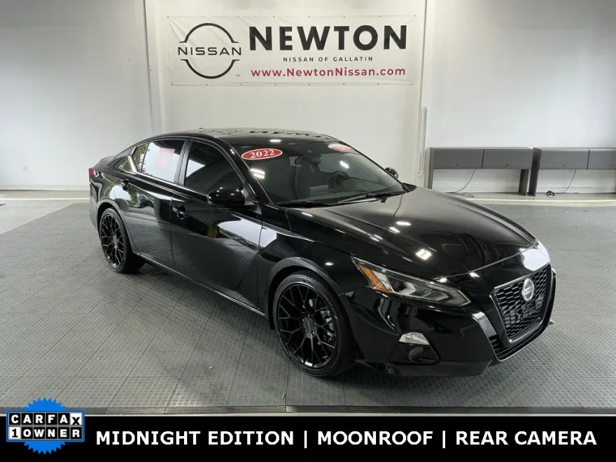 2022 Nissan Altima 2.5 SR photo 1