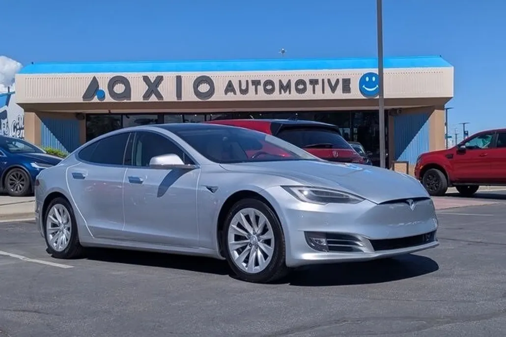 2017 Tesla Model S P100D photo 1