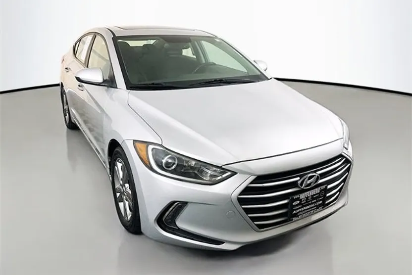 2017 Hyundai Elantra Value Edition photo 1