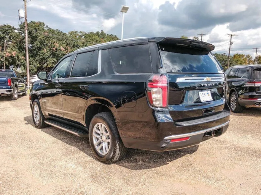 2023 Chevrolet Tahoe LT photo 1