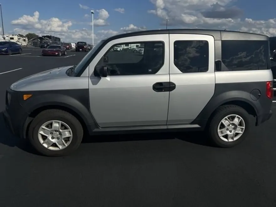 2008 Honda Element LX photo 1