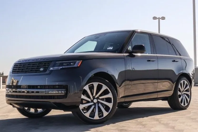 2025 Land Rover Range Rover SE photo 1