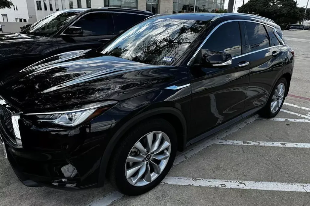 2022 Infiniti QX50 Essential photo 1
