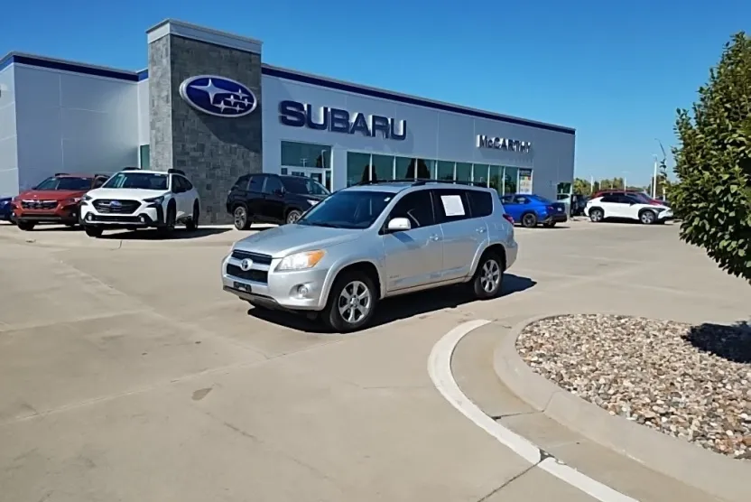 2012 Toyota RAV4 Limited photo 1
