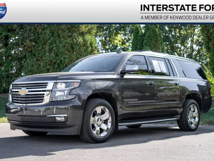 2016 Chevrolet Suburban LTZ photo 1