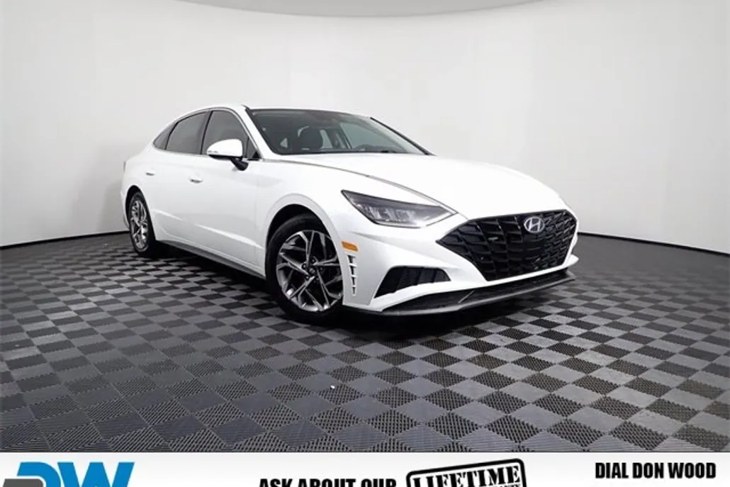 2021 Hyundai Sonata SEL photo 1