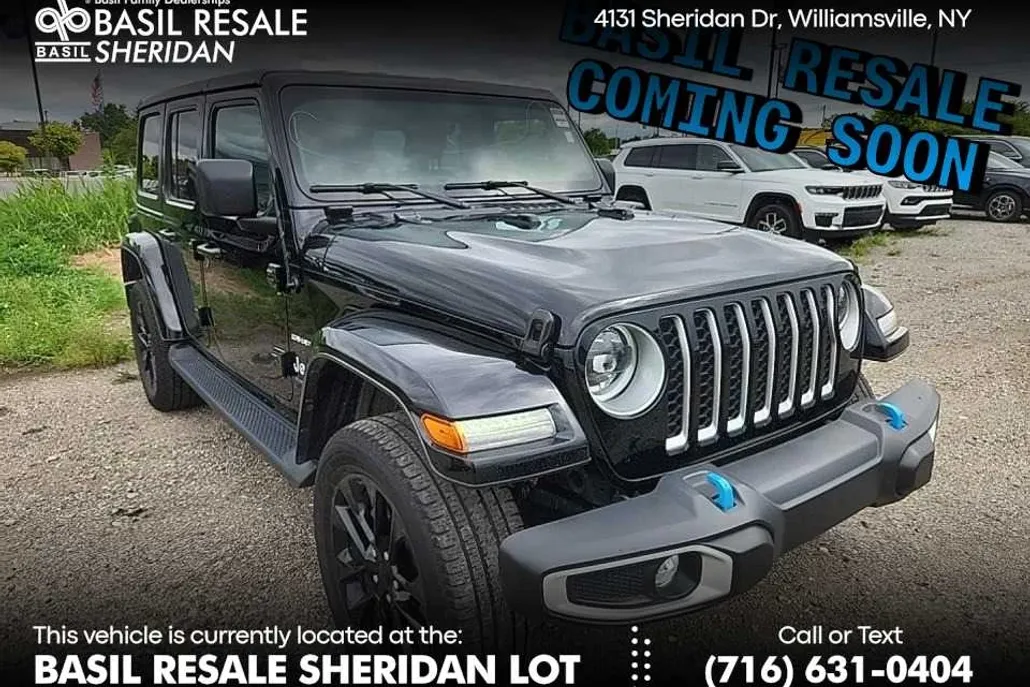 2023 Jeep Wrangler 4xe Sahara photo 1