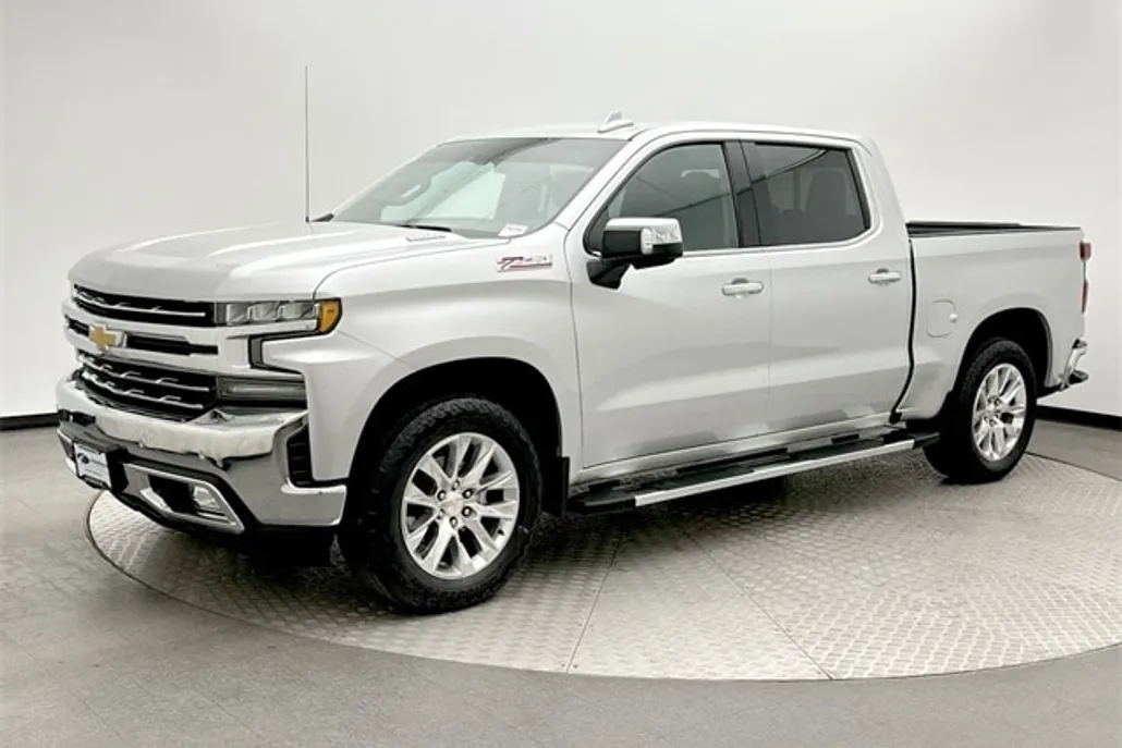 2022 Chevrolet Silverado 1500 LTZ photo 1