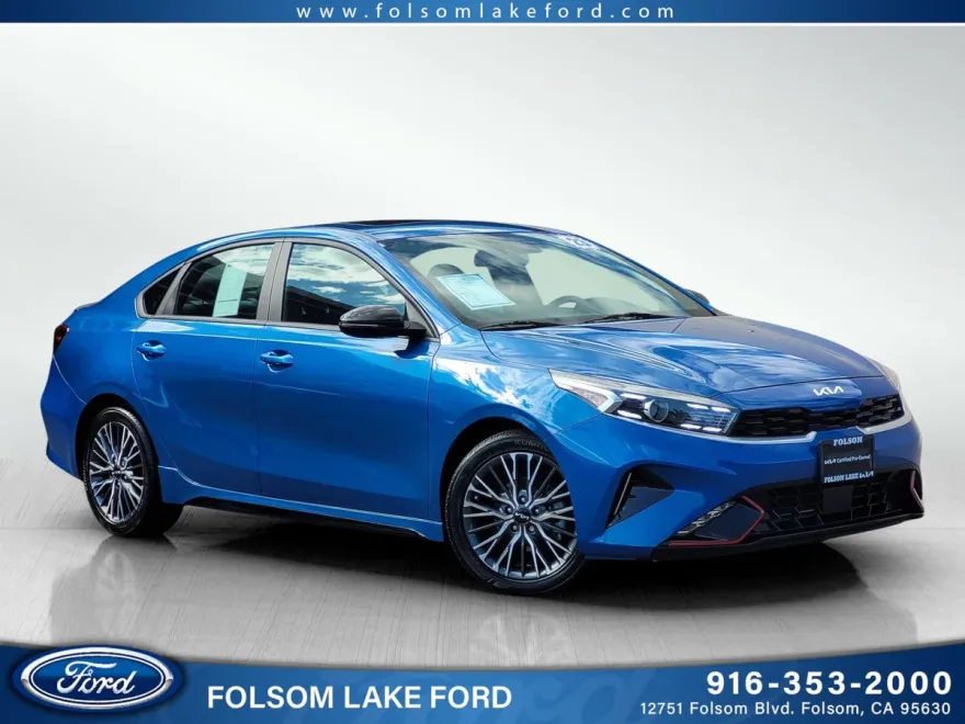 2023 Kia Forte GT-Line photo 1