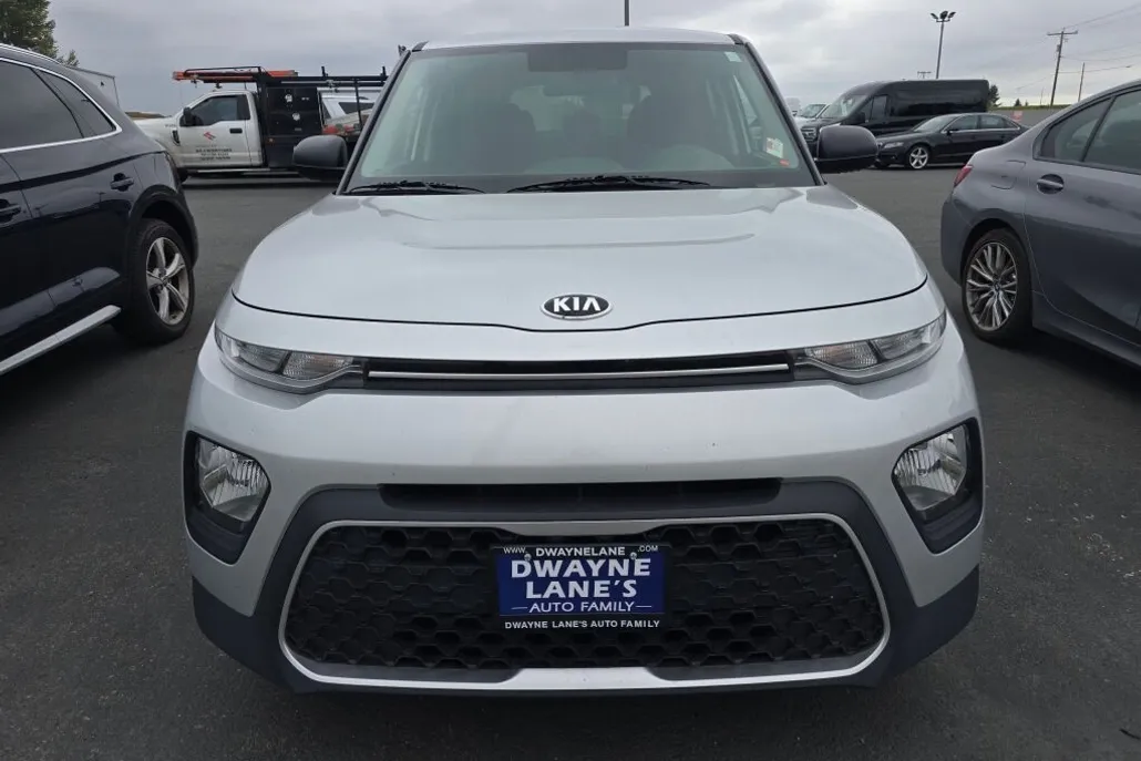 2020 Kia Soul LX photo 1