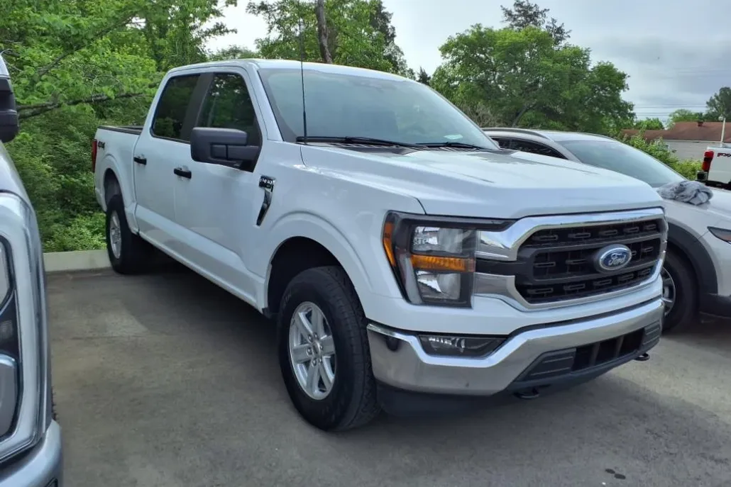 2023 Ford F-150 XLT photo 1