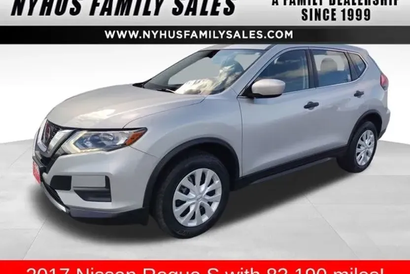 2017 Nissan Rogue S photo 1
