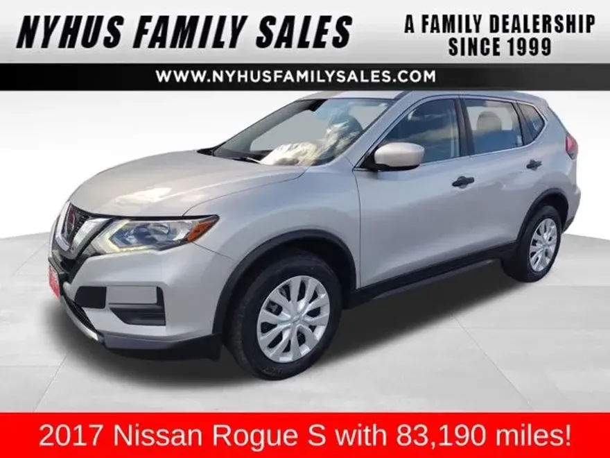 2017 Nissan Rogue S photo 1