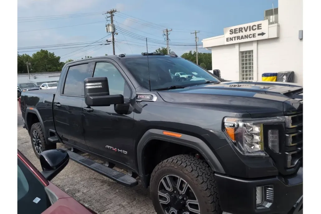 2020 Gmc Sierra 2500 HD AT4 photo 1