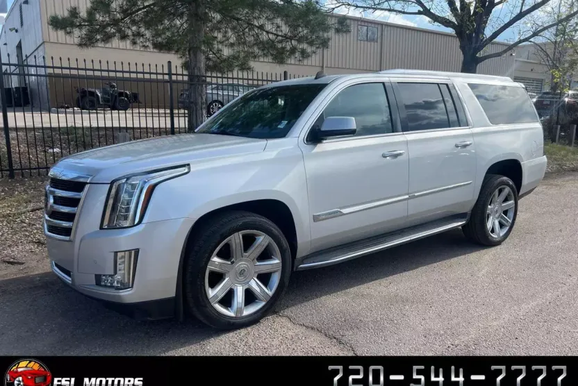 2015 Cadillac Escalade ESV Premium photo 1