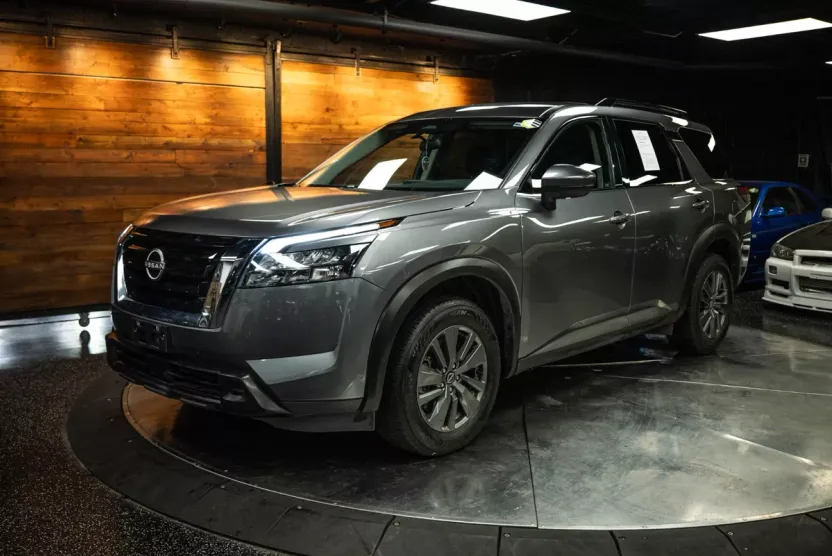 2024 Nissan Pathfinder SV photo 1