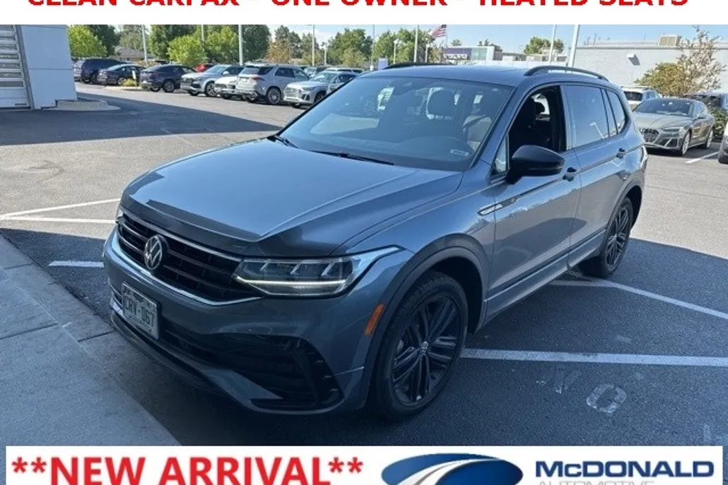 2022 Volkswagen Tiguan SE R-Line Black photo 1