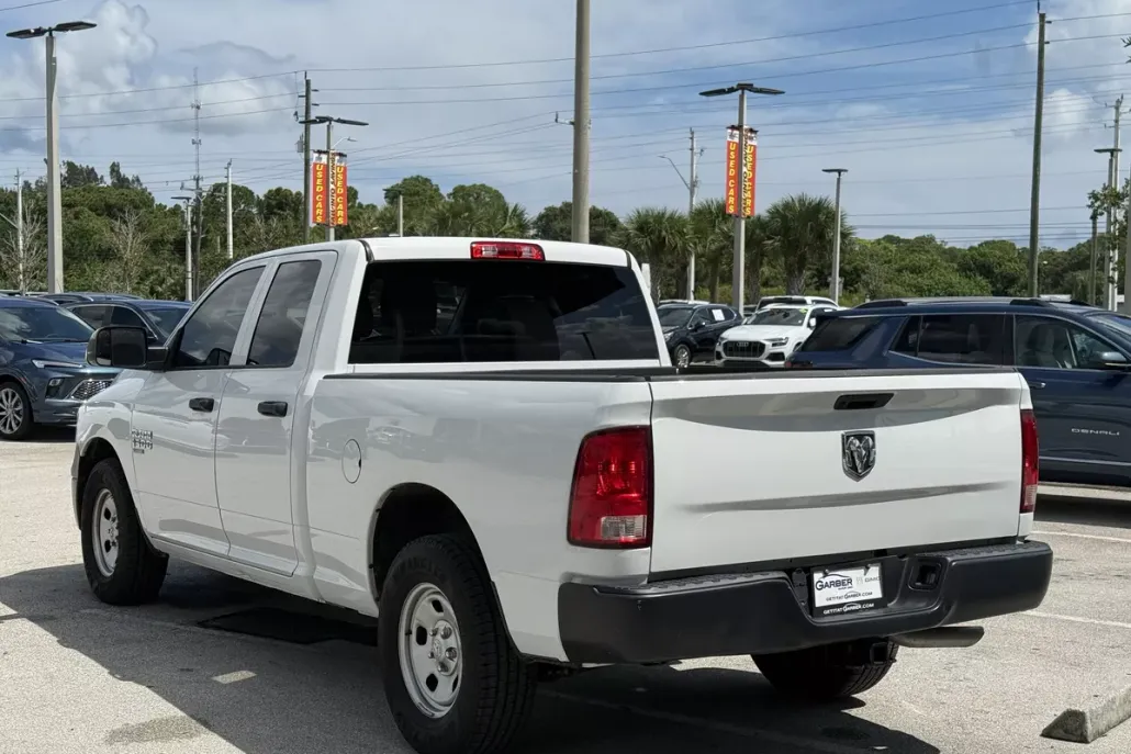 2022 Ram 1500 Classic Tradesman photo 1