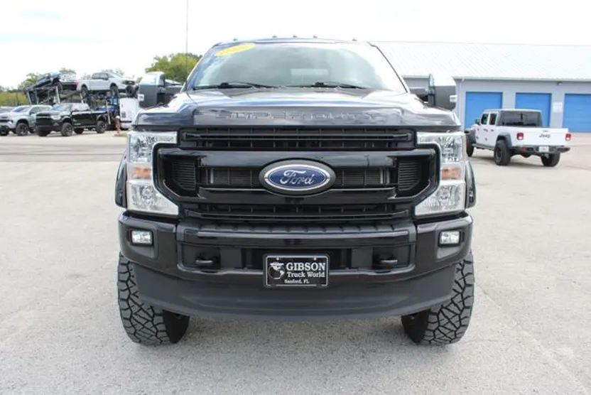 2022 Ford F-250 XLT FX4 photo 1
