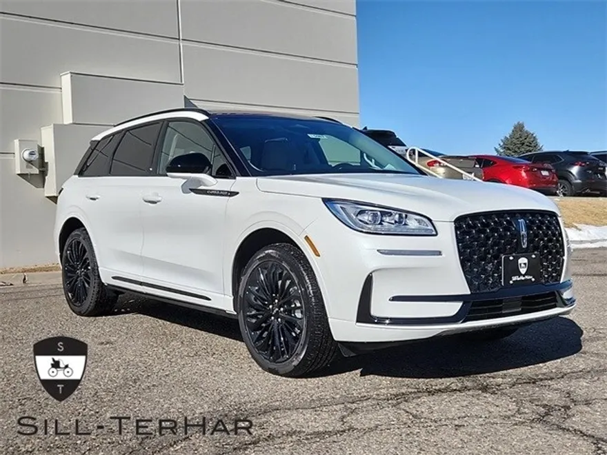 2025 Lincoln Corsair Grand Touring photo 1