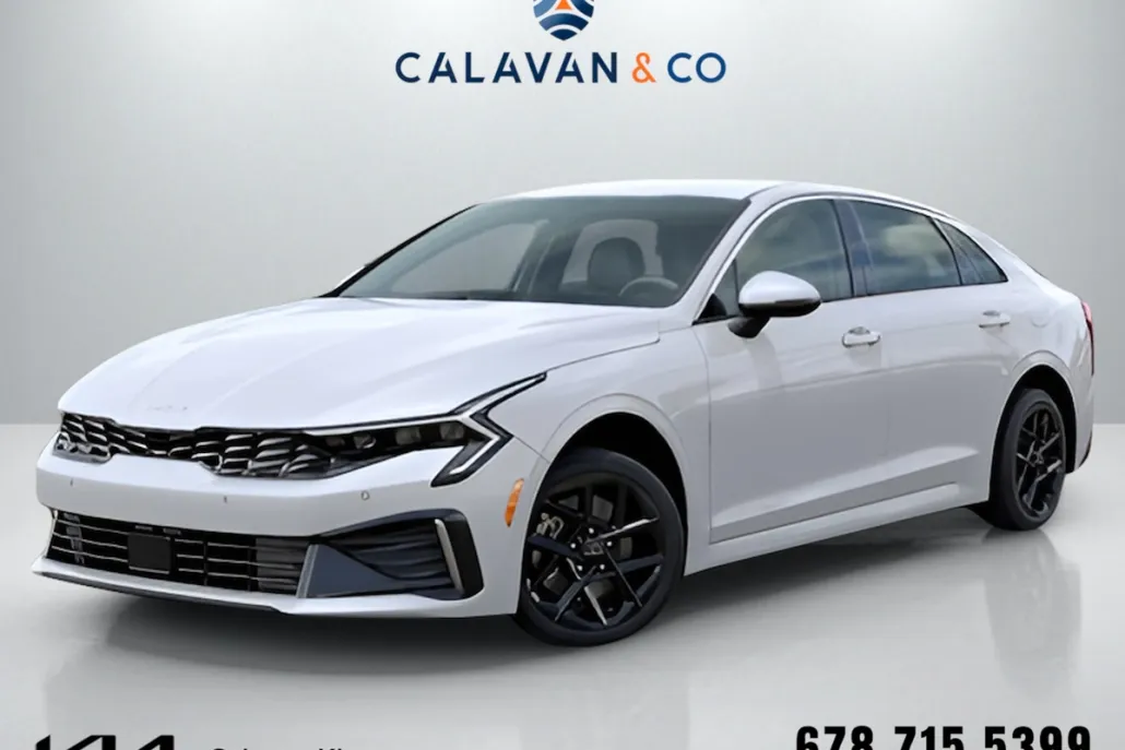 2025 Kia K5 LXS photo 1