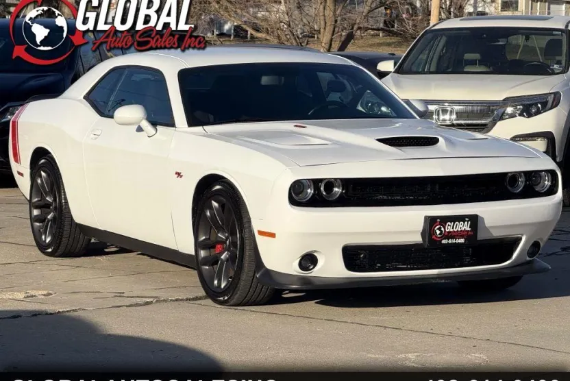 2021 Dodge Challenger R/T Scat Pack photo 1
