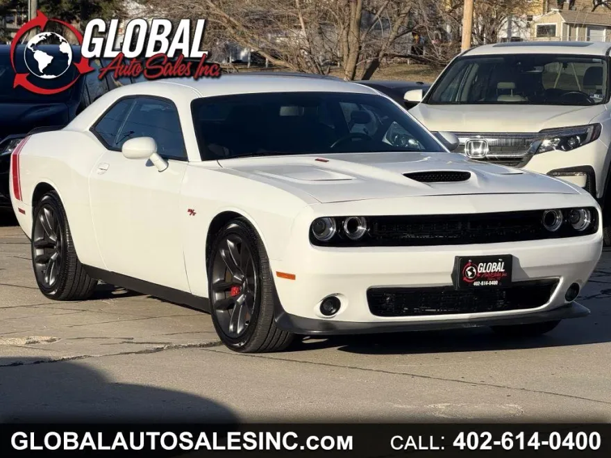 2021 Dodge Challenger R/T Scat Pack photo 1
