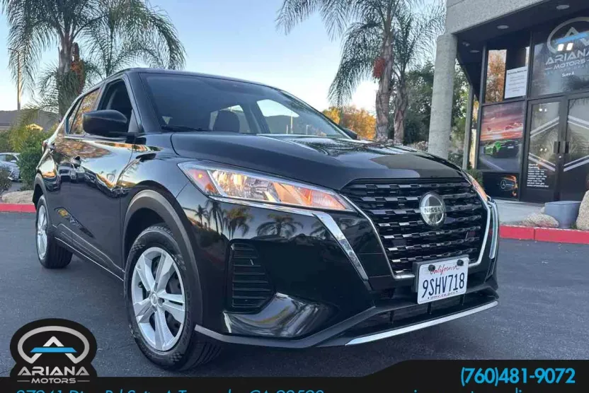 2021 Nissan Kicks S photo 1