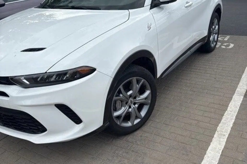 2024 Dodge Hornet R/T photo 1