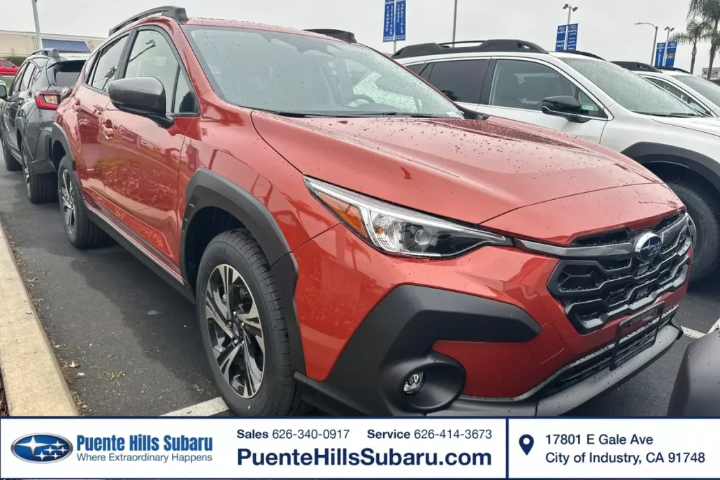 2025 Subaru Crosstrek Premium photo 1