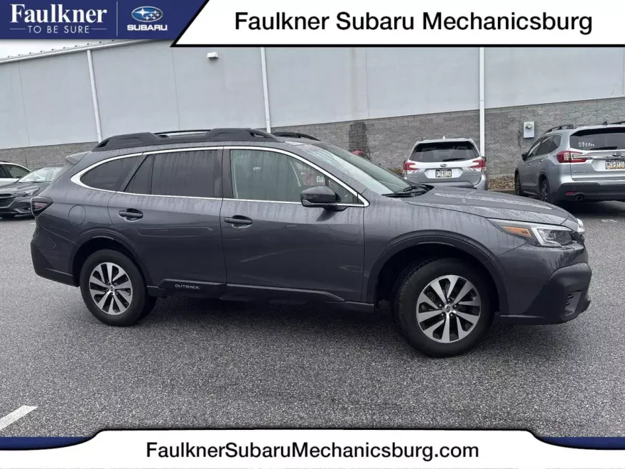 2022 Subaru Outback Premium photo 1
