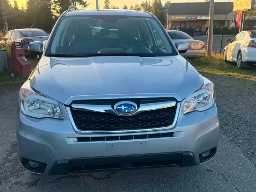2016 Subaru Forester 2.5i Touring photo 1