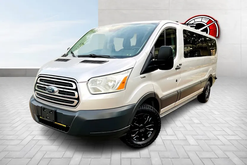 2015 Ford Transit Passenger photo 1