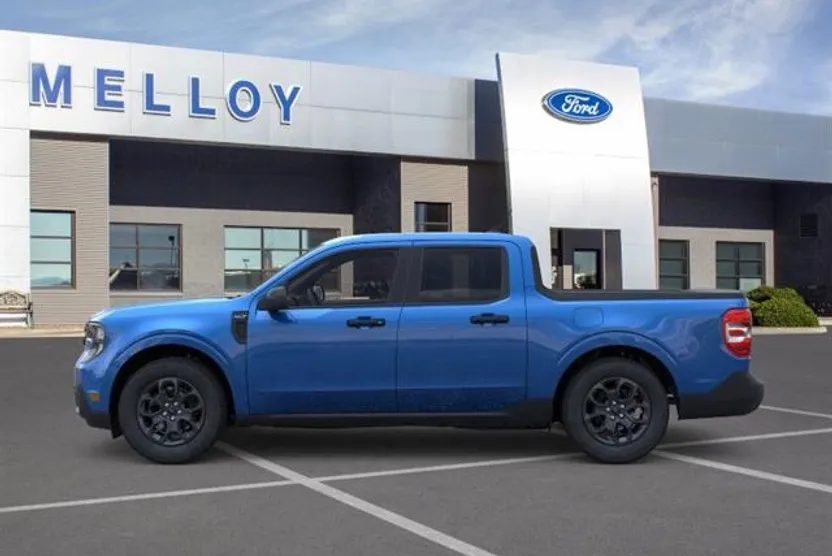 2025 Ford Maverick XLT photo 1