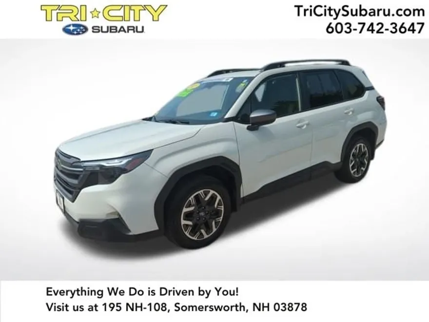 2025 Subaru Forester Premium Base photo 1