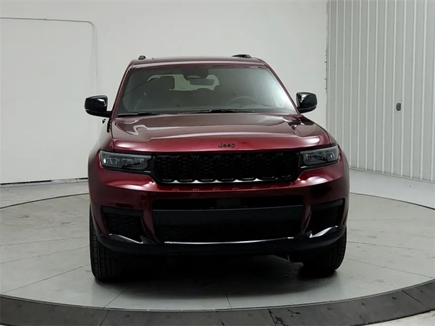 2025 Jeep Grand Cherokee Altitude X photo 1