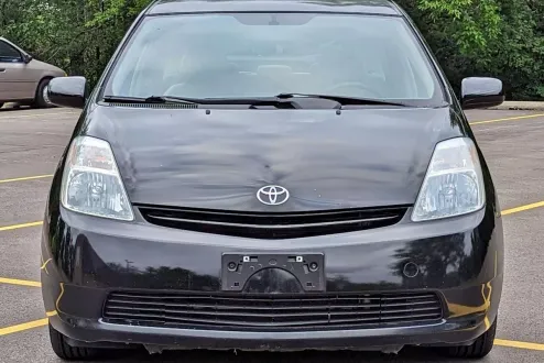 2005 Toyota Prius photo 2