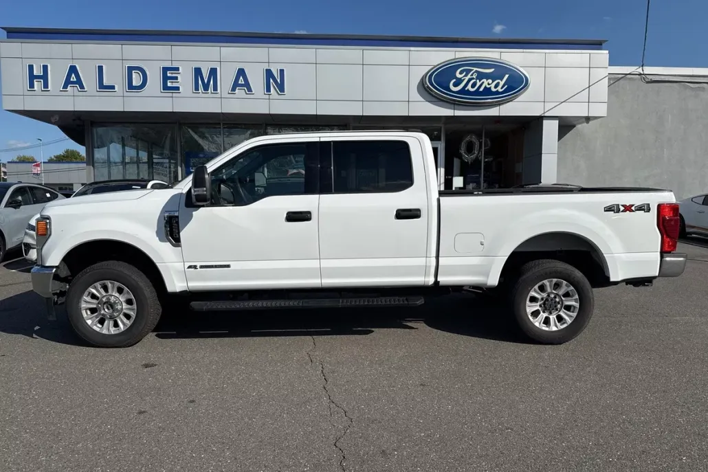 2022 Ford F-250 photo 1