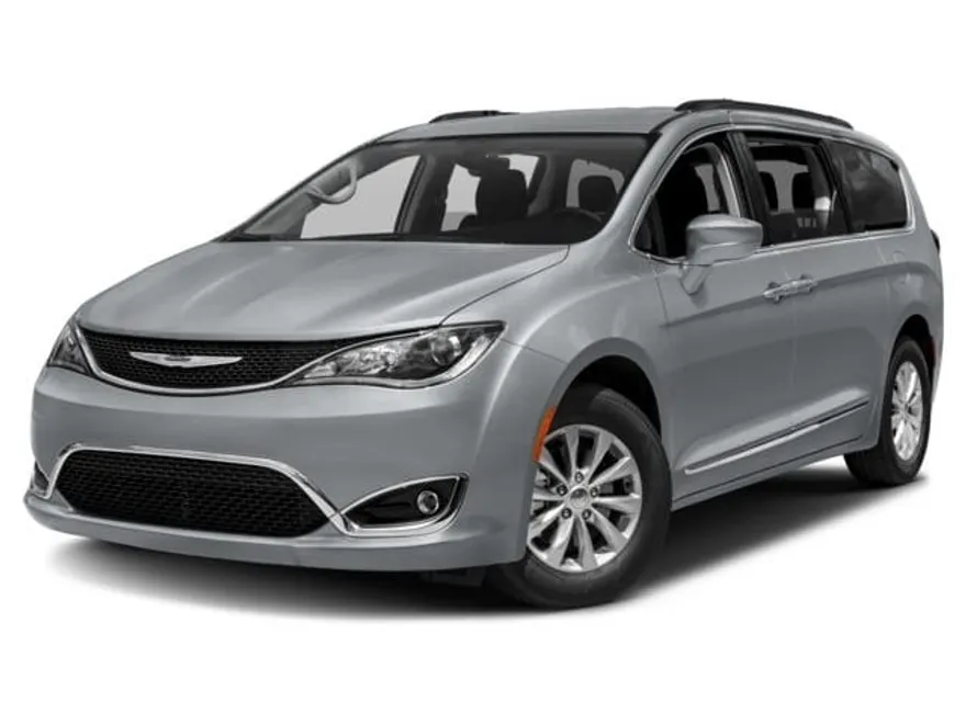 2018 Chrysler Pacifica Touring L photo 1