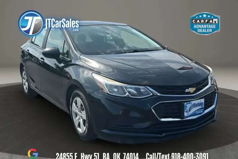 2016 Chevrolet Cruze LS photo 1