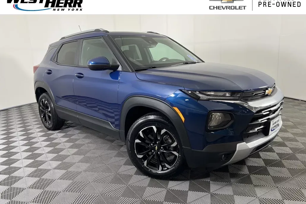 2021 Chevrolet Trailblazer LT photo 1