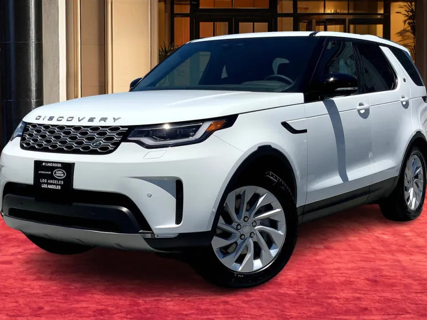 2025 Land Rover Discovery S photo 1