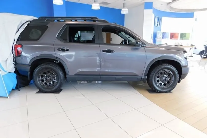 2026 Honda Passport TrailSport photo 1