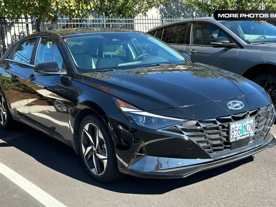 2023 Hyundai Elantra Hybrid Limited photo 1