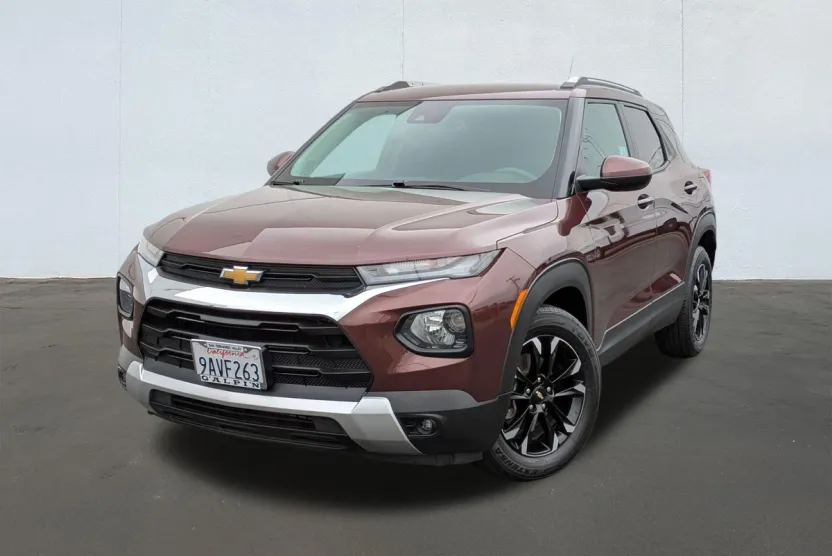 2022 Chevrolet Trailblazer LT photo 1