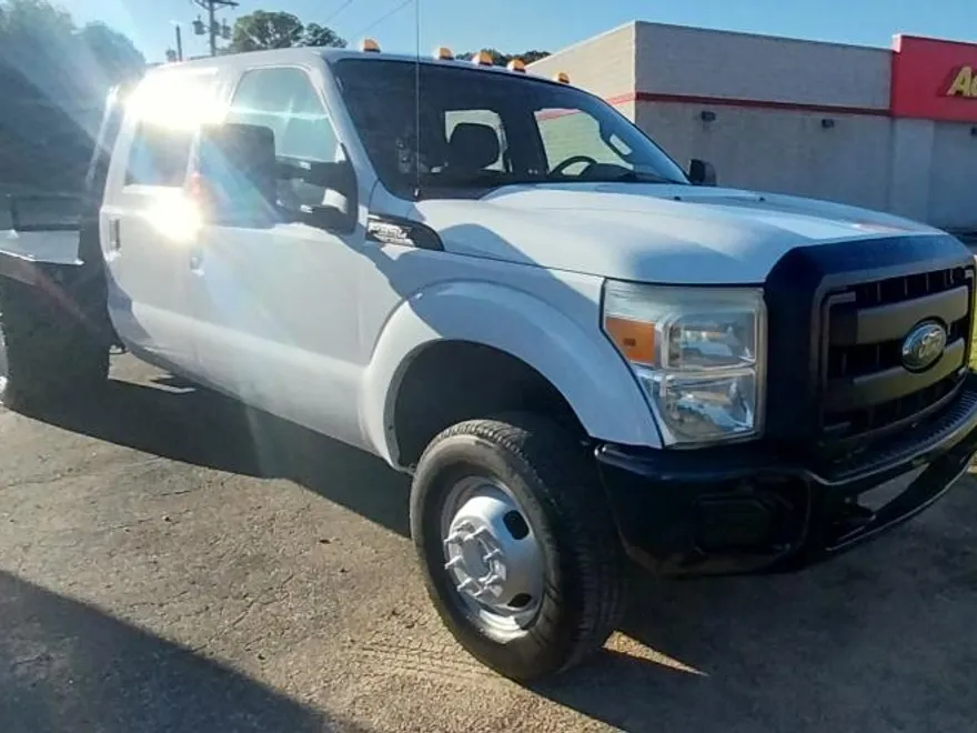 2015 Ford F-350 XLT photo 1