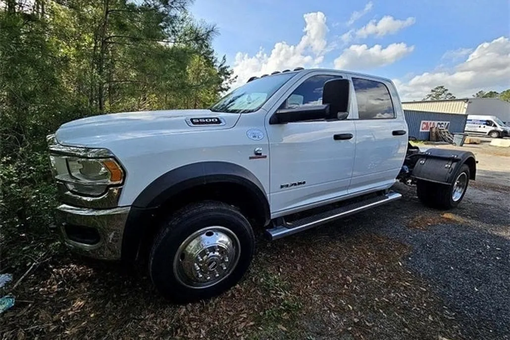 2020 Ram 5500 Tradesman SLT Laramie Limited photo 1