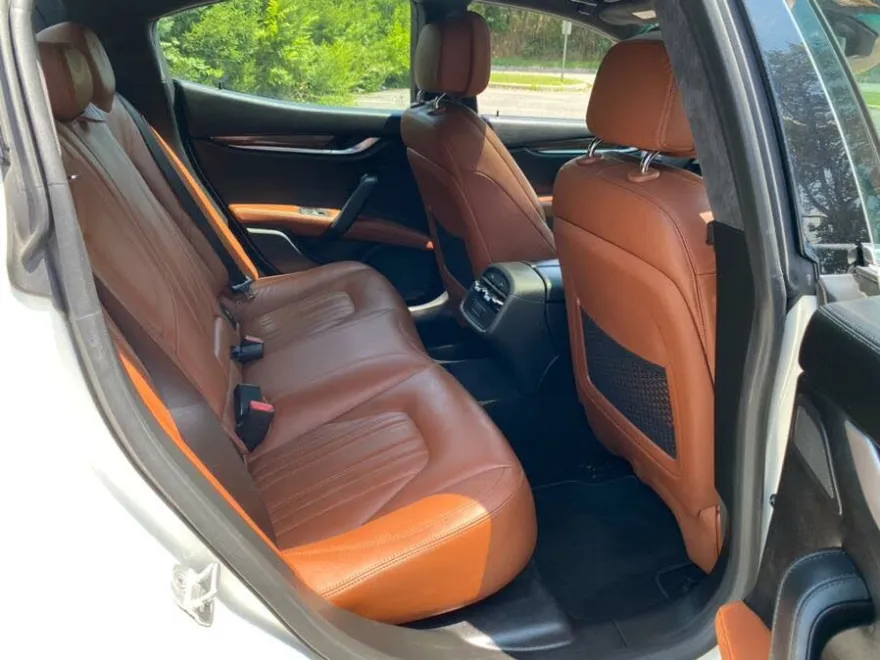 2014 Maserati Ghibli S Q4 photo 15